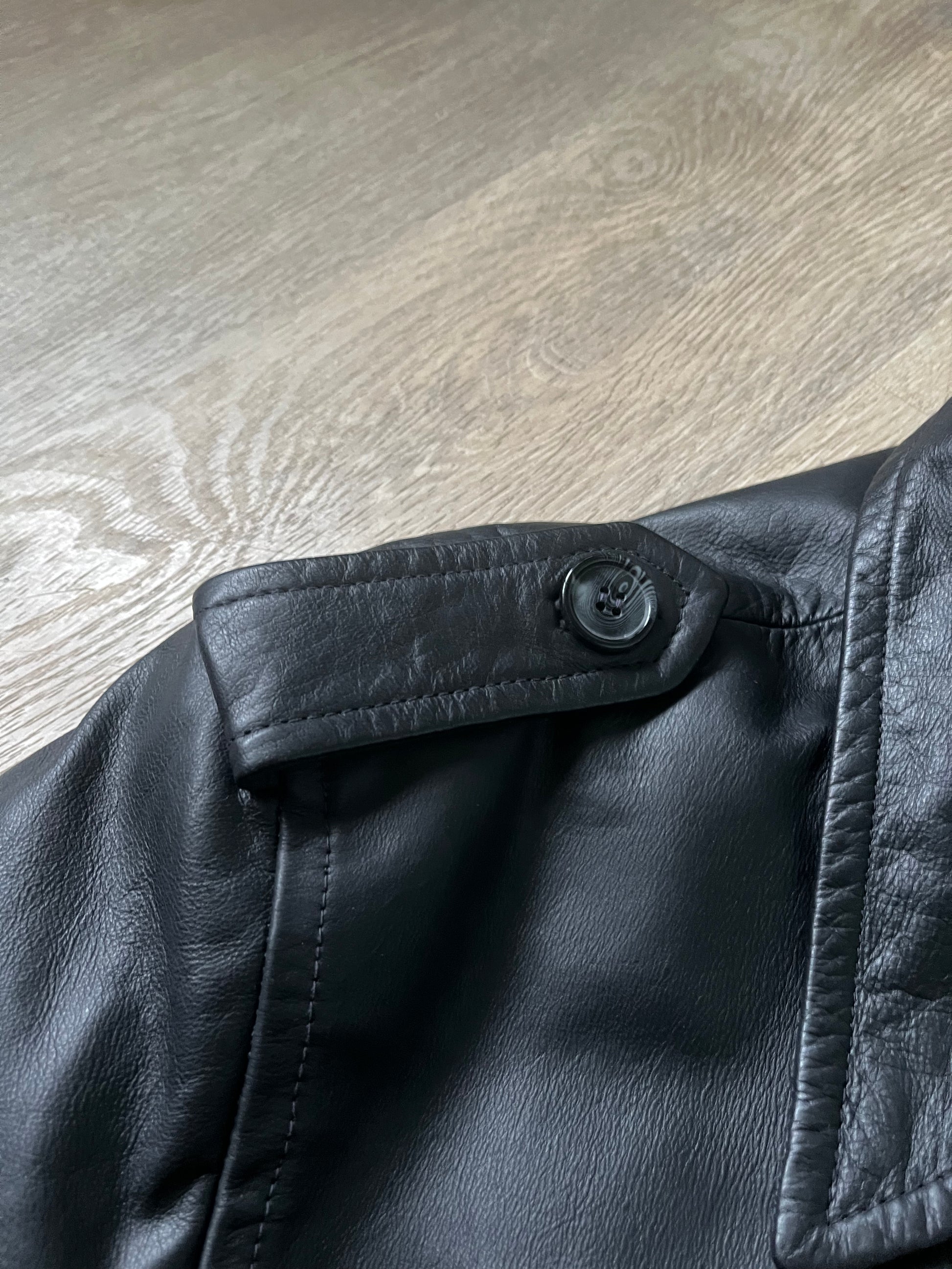 Paramount Pictures Vintage Buffalo Leather Coat – Gyvulys